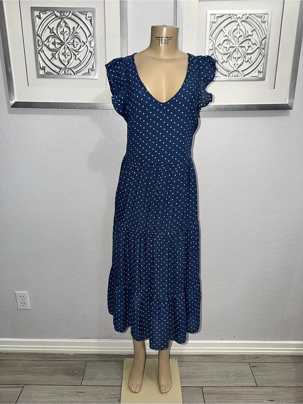 Amelia Rose Polka Dot Midi Dress Size Medium